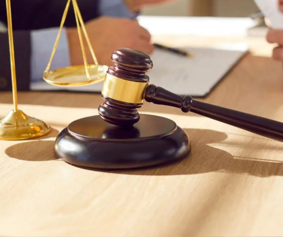 How Do Personal Injury Lawyers Negotiate Settlements?