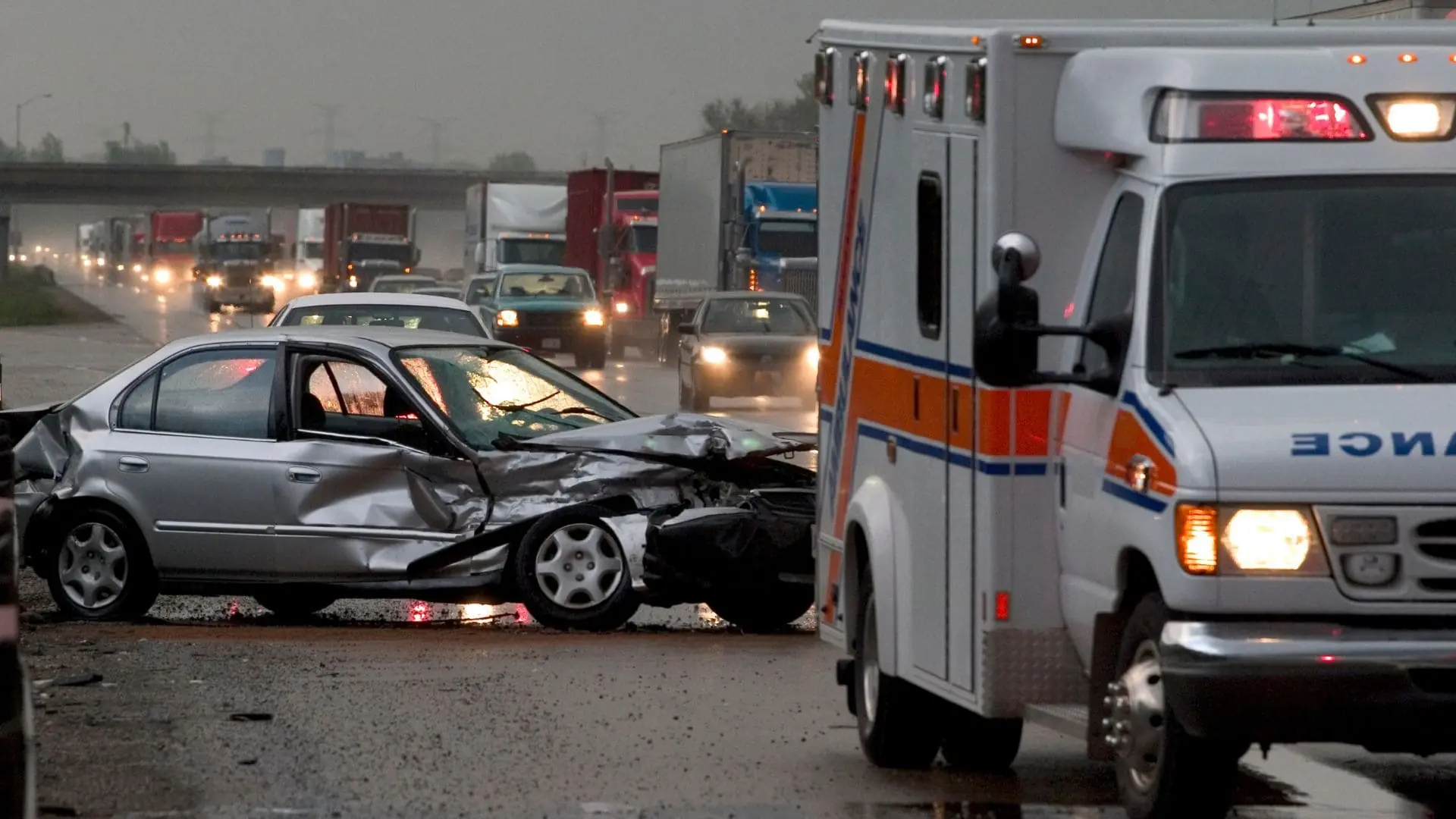 How to Claim Lost Wages from a Car Accident in Washington?